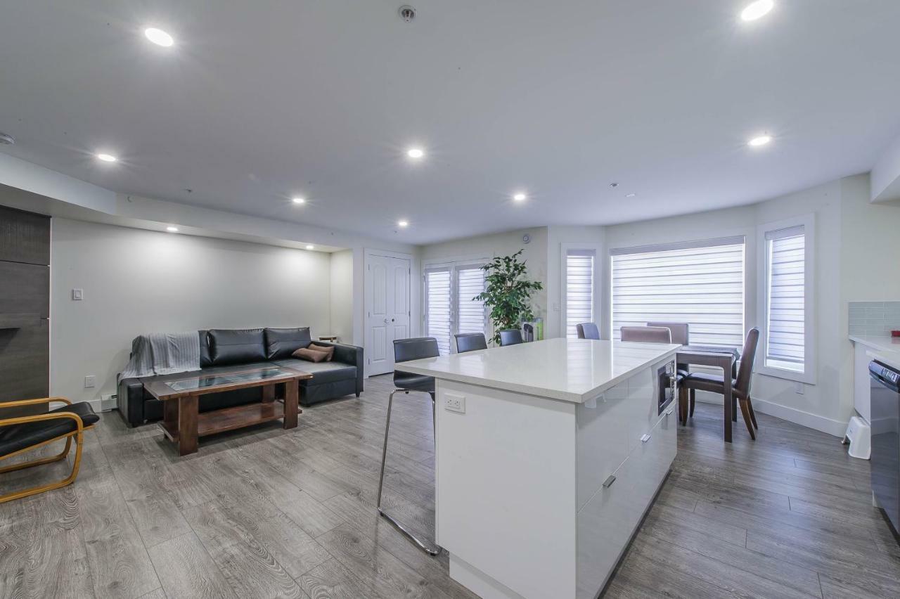 Private Vacation Guest Suite Near Beach Уайт Рок Екстериор снимка