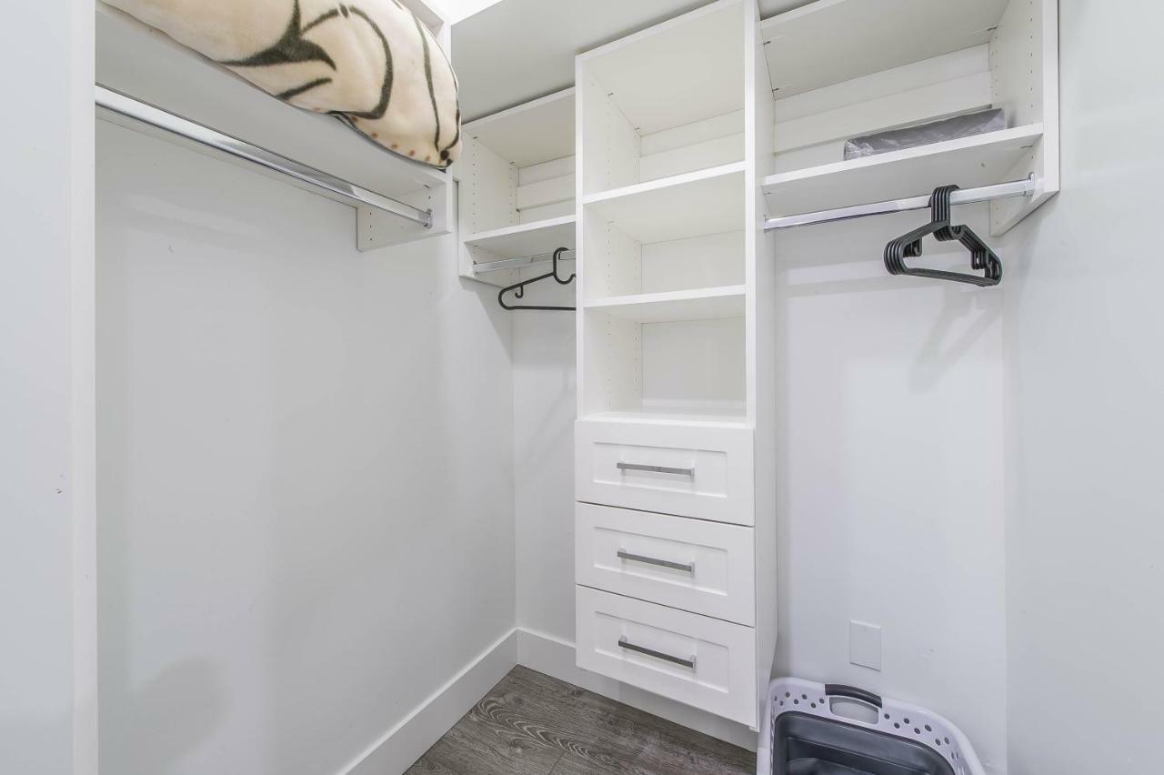 Private Vacation Guest Suite Near Beach Уайт Рок Екстериор снимка